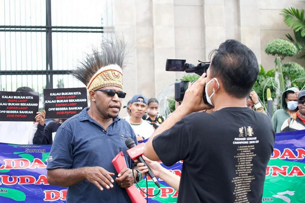 Sekretaris MPSI, Charles Kossay. Dokumentasi pribadi