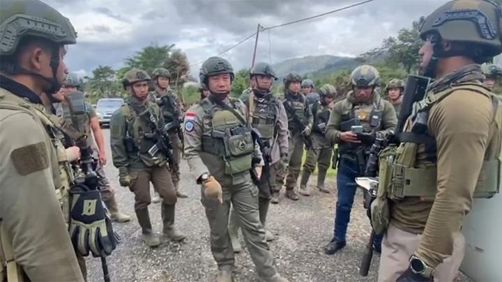 Personel TNI dan Polri yang tergabung dalam Satgas Damai Cartenz di Papua. Dok. Polri