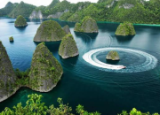 Piaynemo, Surga Ikonik Raja Ampat yang Menyihir dari Puncak Karang