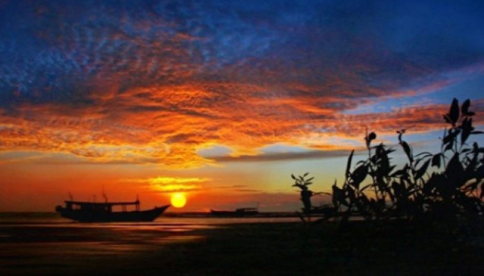 Pantai Lampu Satu Merauke, Surga Senja di Ujung Timur Indonesia