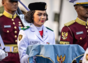 Paskibraka Papua Sempat Grogi Bawa Baki, Neeltje Bangga Bisa Bertemu Prabowo