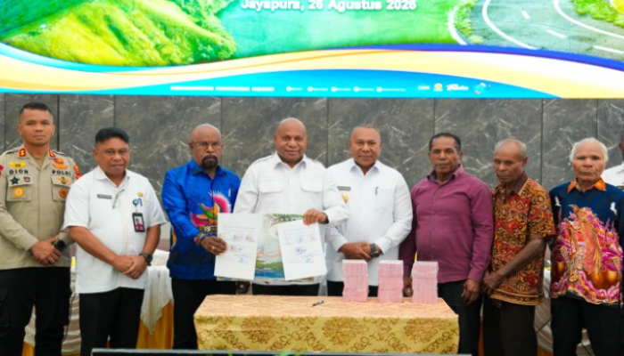 Fakhiri Tegaskan Hak Ulayat Harus Tuntas, Pembangunan Papua Tetap Berjalan